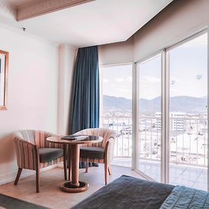 Classic Twin Room City Mountain View